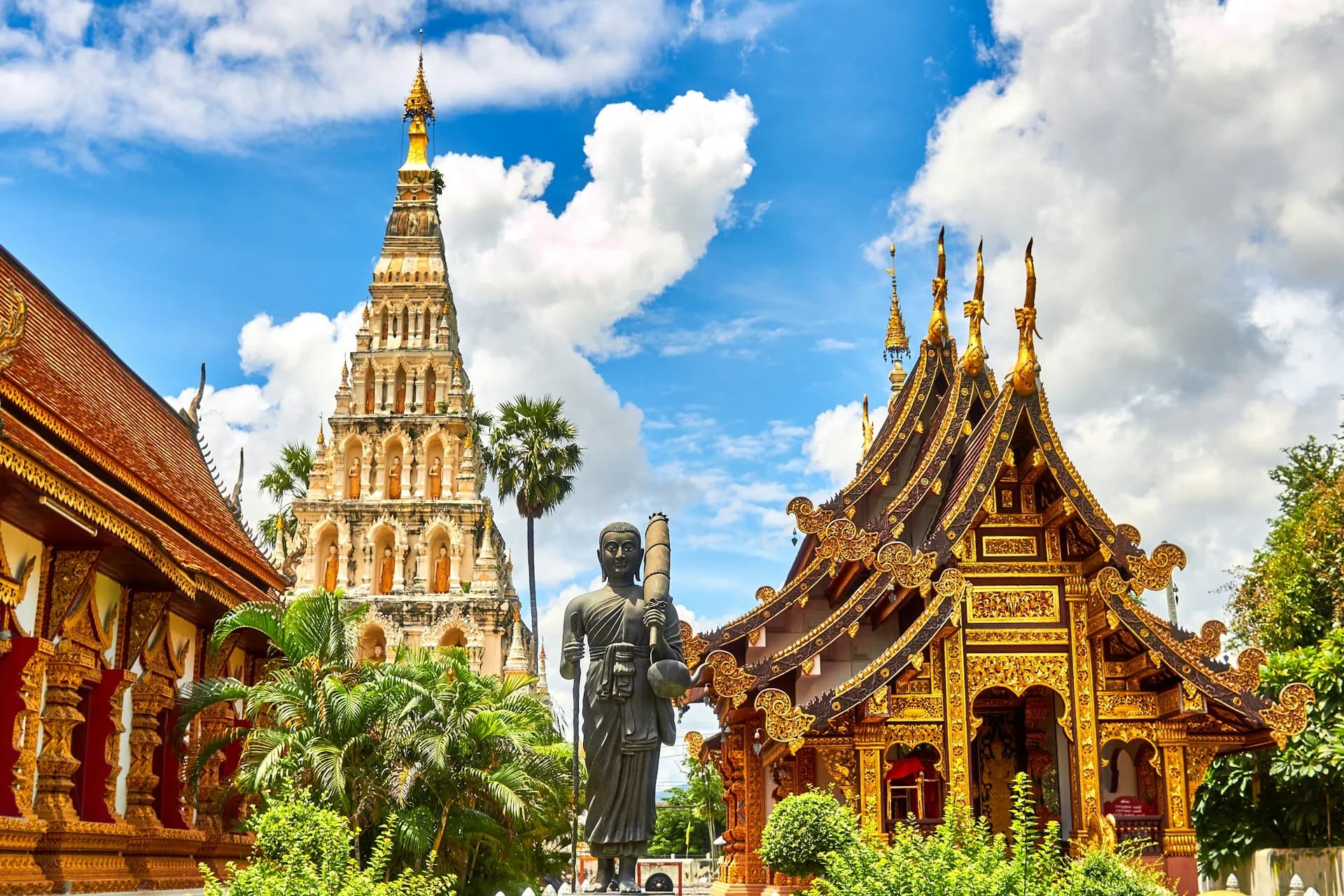 Thailand temple sightseeing